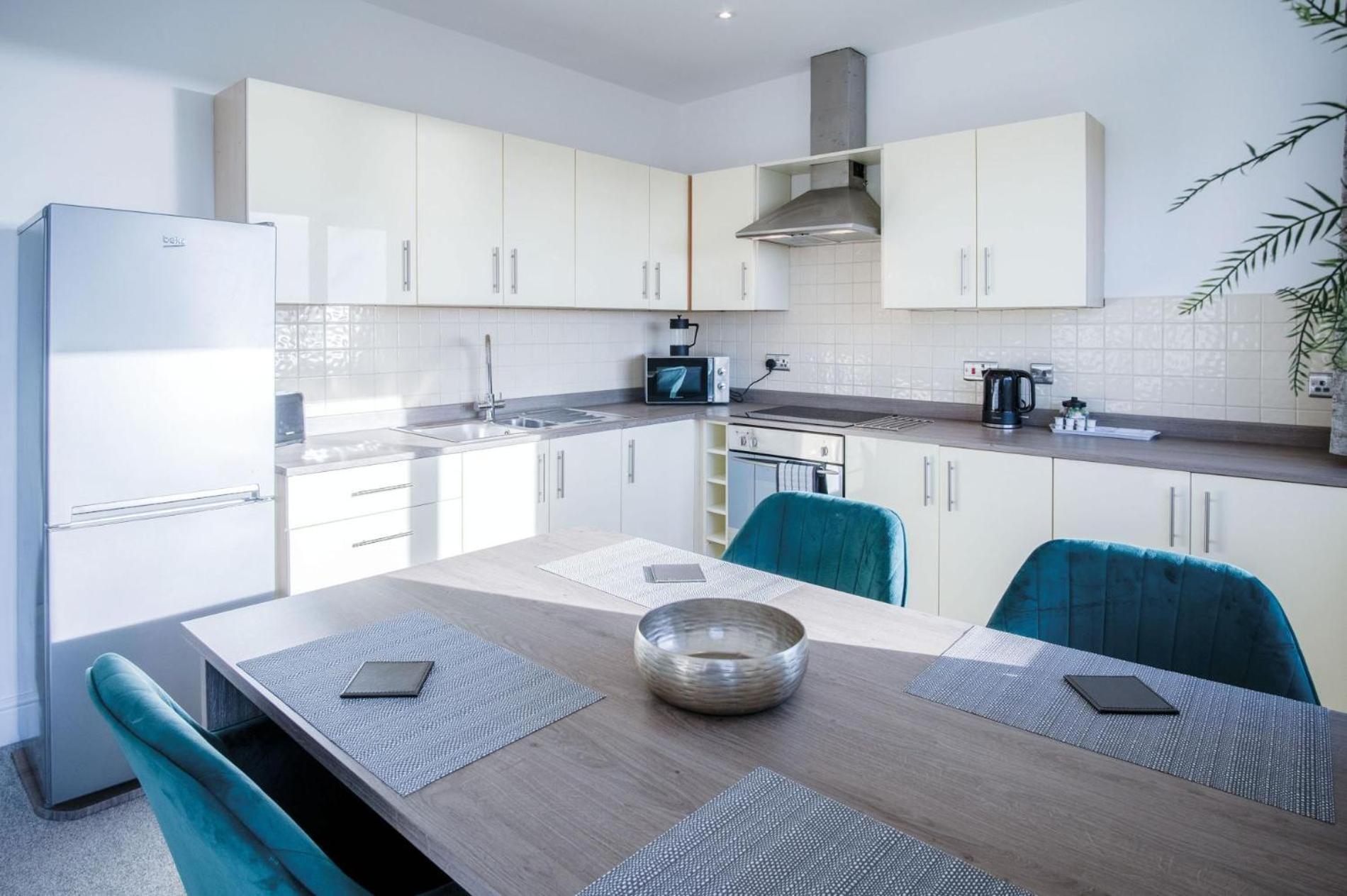 The Penthouse - 1 Bedroom Apartment - Ocean Breeze Port Eynon Buitenkant foto