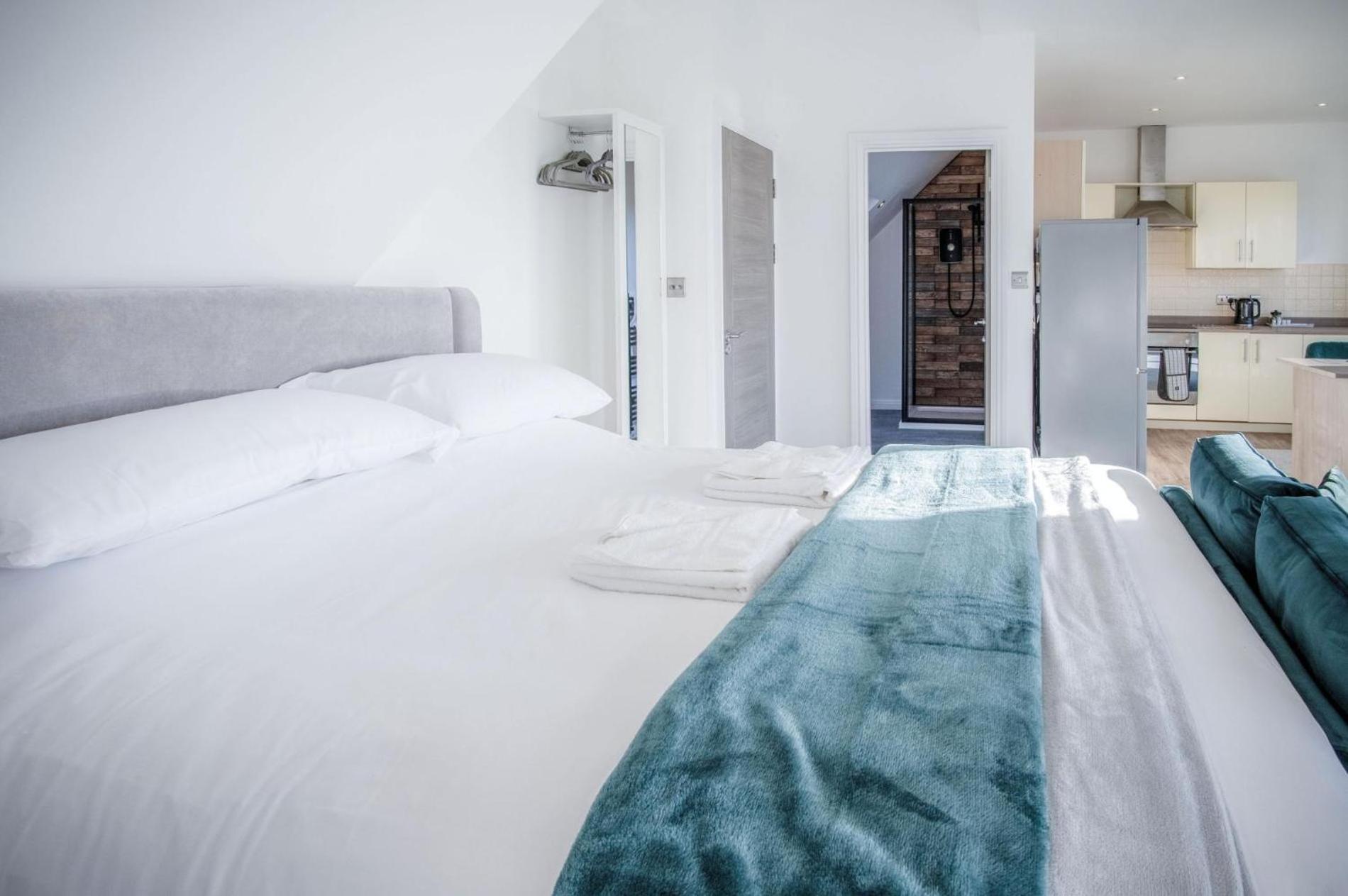 The Penthouse - 1 Bedroom Apartment - Ocean Breeze Port Eynon Buitenkant foto