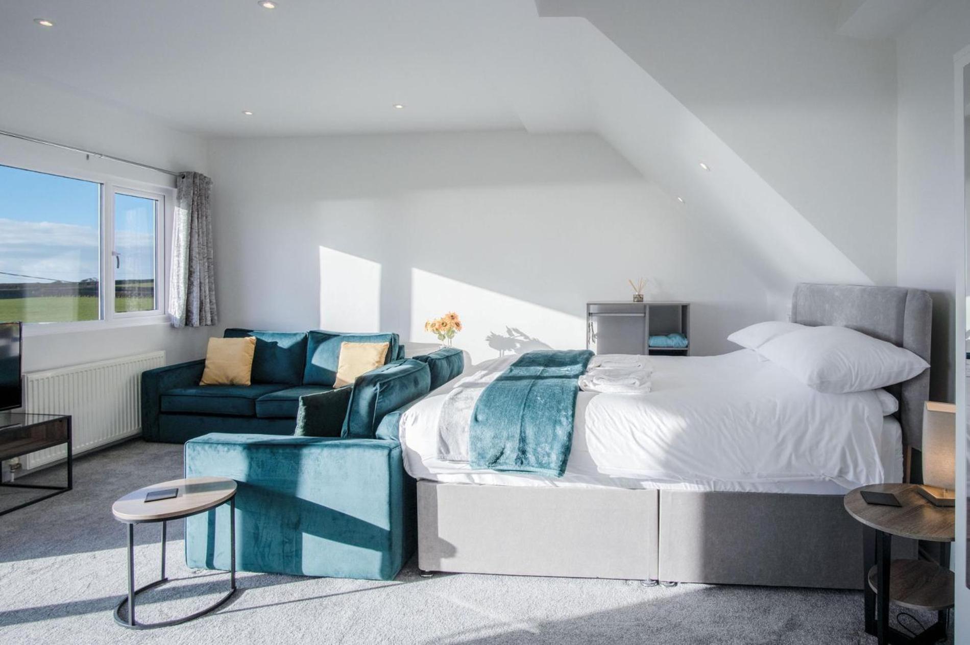 The Penthouse - 1 Bedroom Apartment - Ocean Breeze Port Eynon Buitenkant foto